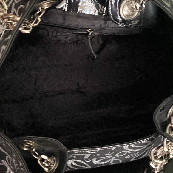 NWT BEBE SOHO LOGO TOTE - Picture 5 of 7